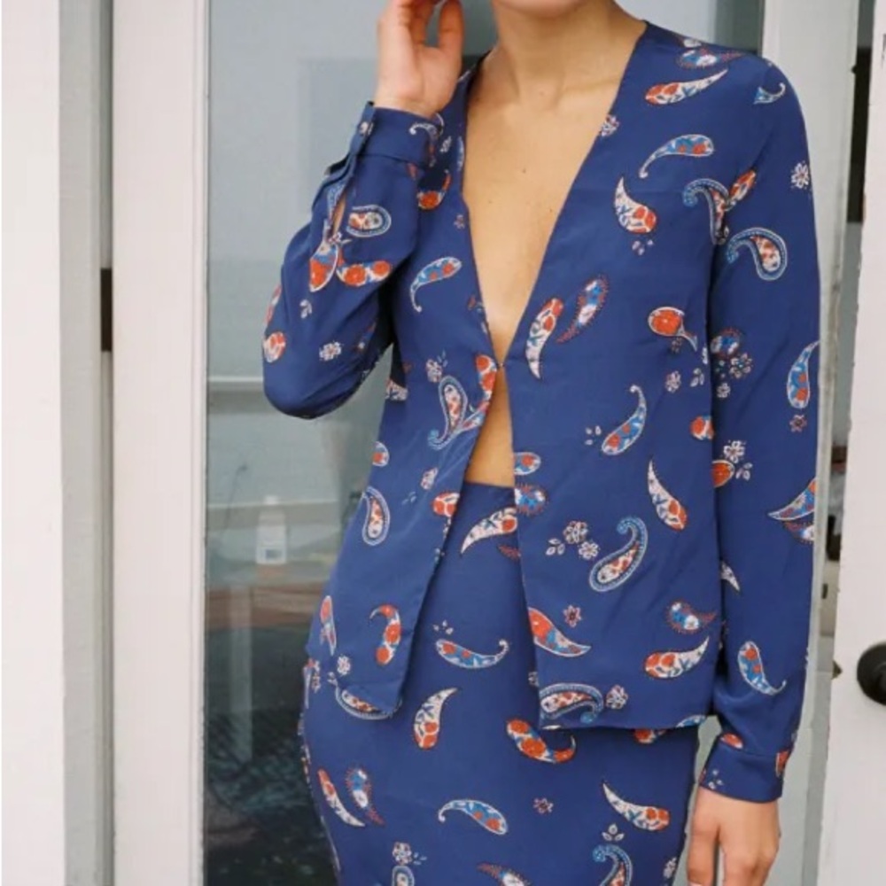 Ciao Lucia Ludavica Silk Paisley Top